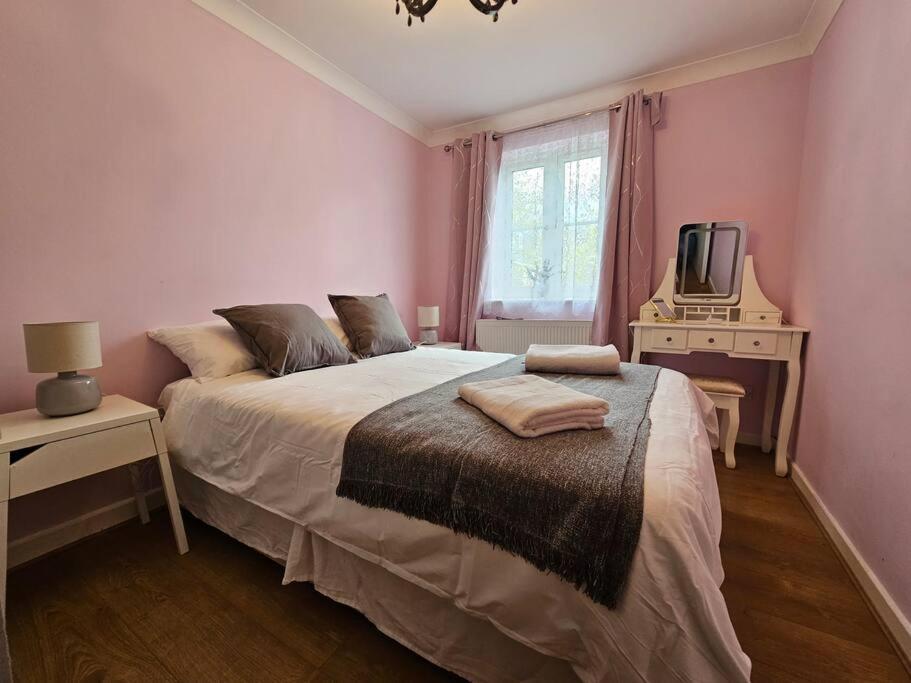 Lovely Flat Close To Shepherd'S Bush Apartment London Ngoại thất bức ảnh